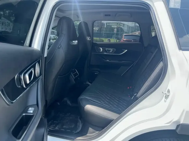 Chery Tiggo 7 PLUS — Фото автомобиля 12