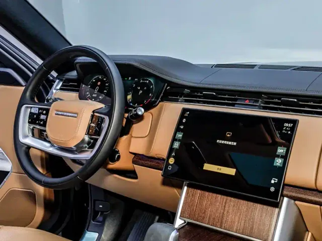 Land Rover Range Rover — Фото автомобиля 30
