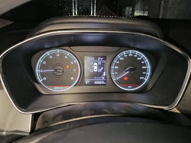 Geely Binyue — Фото автомобиля 15