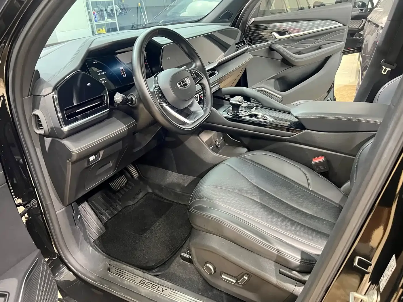 Geely Xingyue L 2024 2.0TD DCT EVO 2WD Premium — Фото автомобиля 6