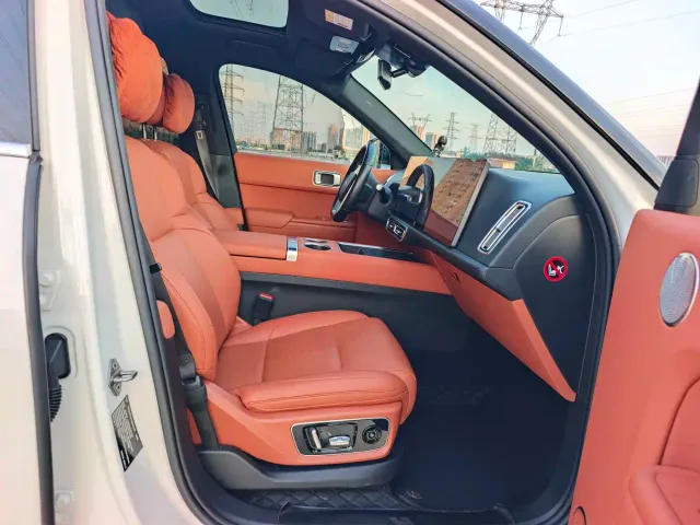 Li Auto L7 — Фото автомобиля 6