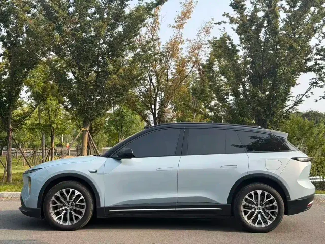 Nio ES6 — Фото автомобиля 2