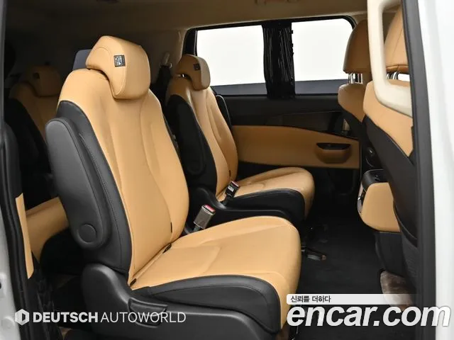 Kia Canival Carnival 4 поколение 9 мест Prestige — Фото автомобиля 12