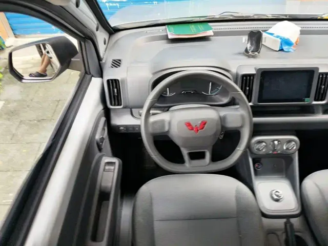 Wuling Rongguang EV — Фото автомобиля 11
