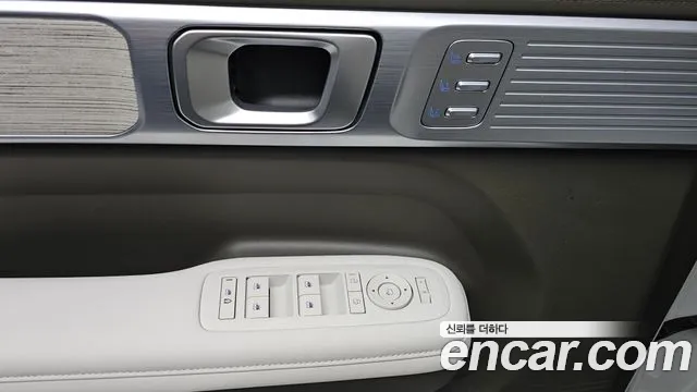 Hyundai Santa Fe — Фото автомобиля 30