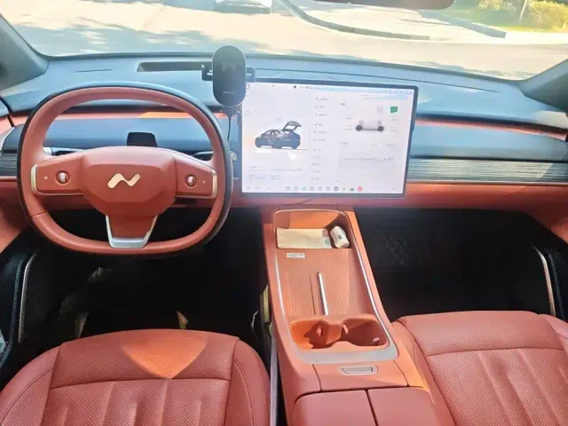 Onvo L60 — Фото автомобиля 5
