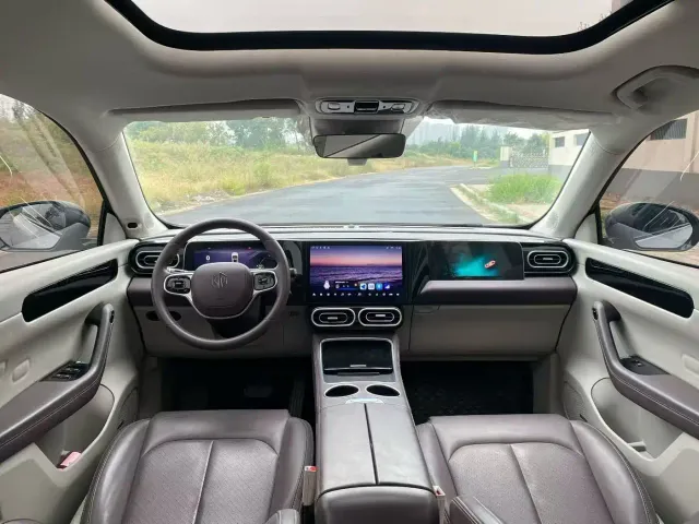 Leapmotor C11 — Фото автомобиля 4