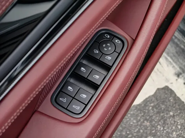 Porsche Panamera — Фото автомобиля 15