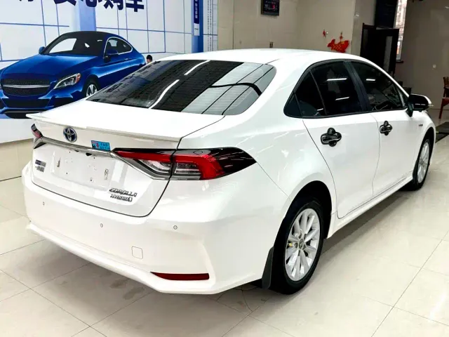 Toyota Corolla — Фото автомобиля 4