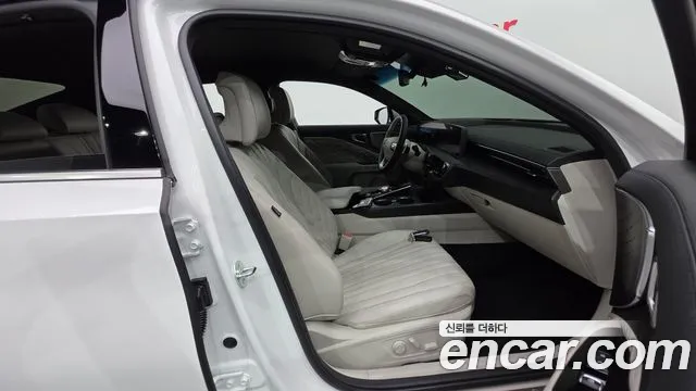 Kia K8 2.5 Бензин 2WD — Фото автомобиля 23