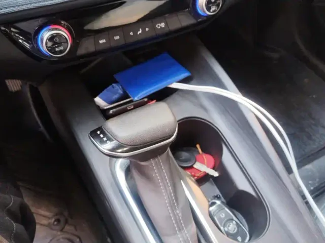Buick Velite 6 — Фото автомобиля 16