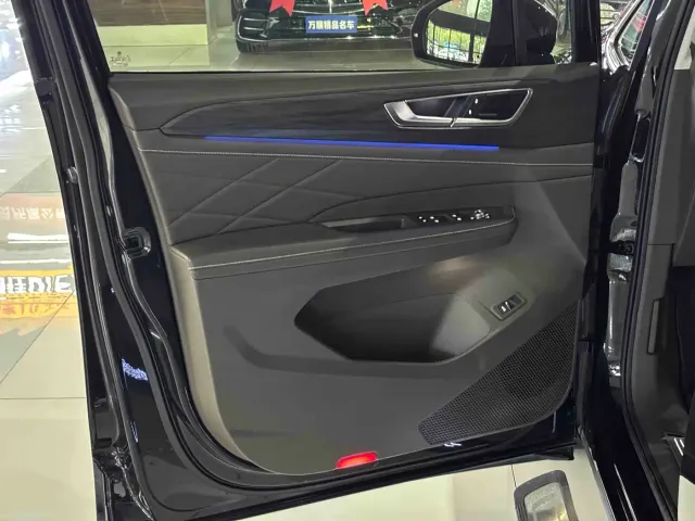 Volkswagen Viloran 2023 Facelift 380TSI Flagship Edition — Фото автомобиля 5