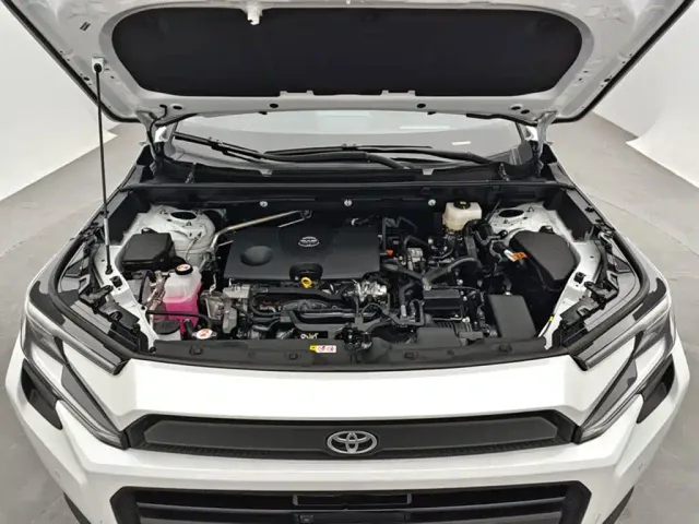 Toyota RAV4 — Фото автомобиля 12