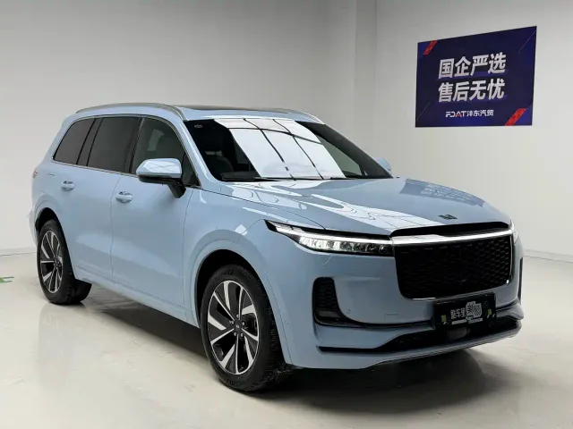 Li Auto ONE — Фото автомобиля 3