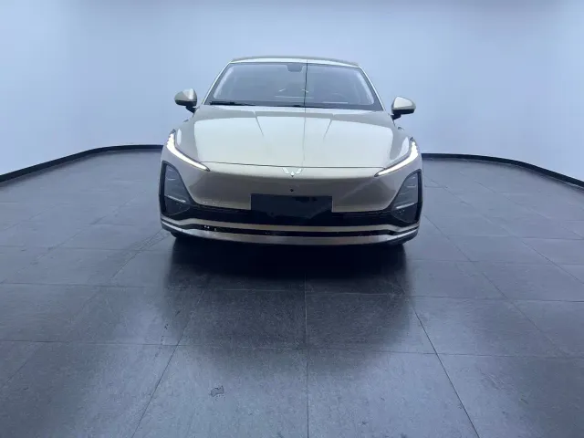 Wuling Starlight — Фото автомобиля 8