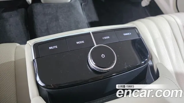 Kia K8 (New) Hybrid — Фото автомобиля 21