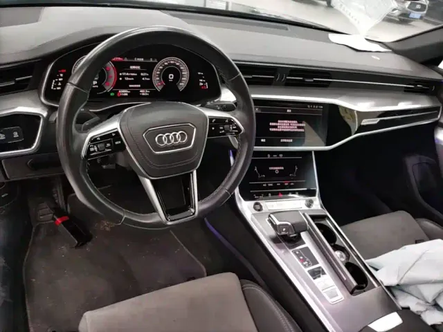 Audi A6L — Фото автомобиля 9