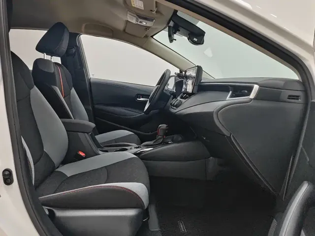 Toyota Corolla — Фото автомобиля 9