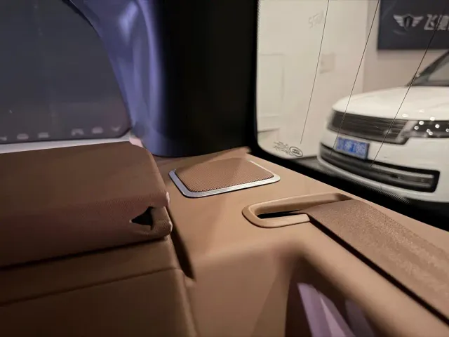 Land Rover Range Rover — Фото автомобиля 21