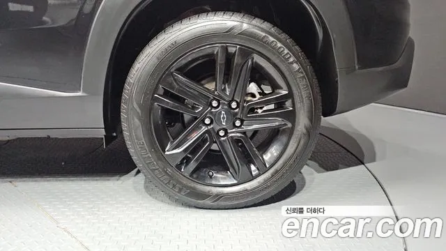 ChevroletGMDaewoo Trax Trax Кроссовер — Фото автомобиля 20
