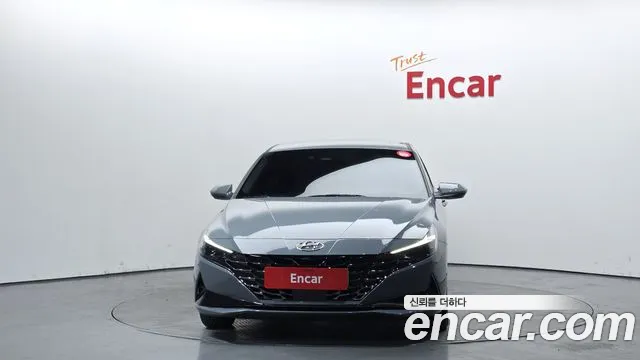 Hyundai AVANTE Avante (CN7) — Фото автомобиля 3