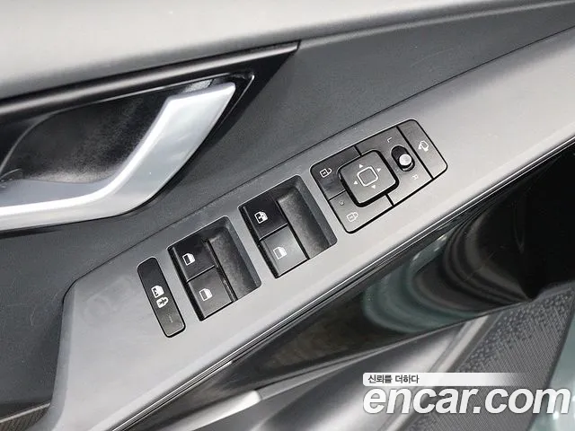 Kia Niro The All New — Фото автомобиля 12