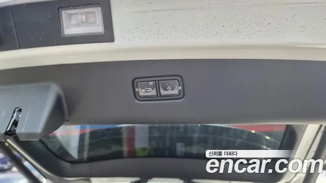Genesis GV70 2.5T Бензин 2WD — Фото автомобиля 12