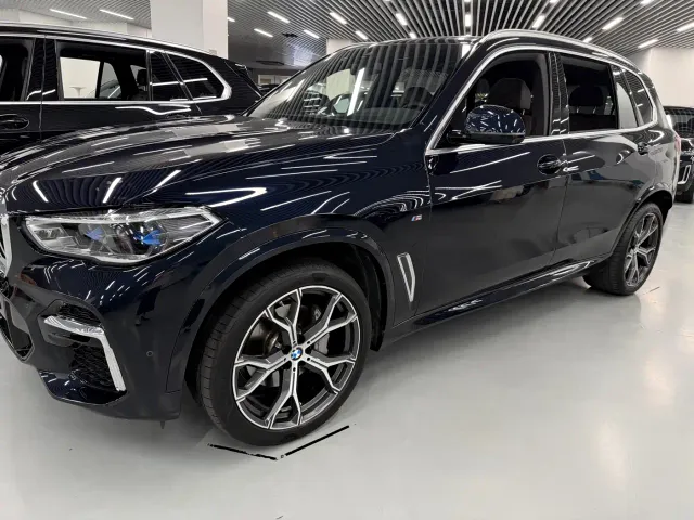 BMW X5 — Фото автомобиля 2