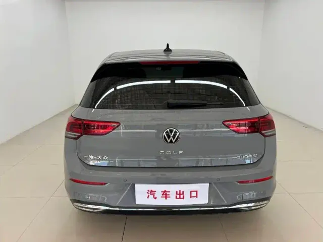 Volkswagen Golf — Фото автомобиля 5