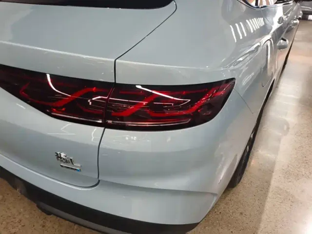 BYD Qin L — Фото автомобиля 7