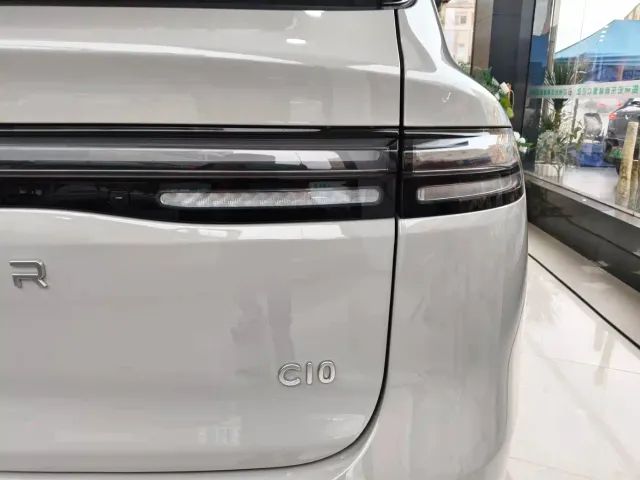 Leapmotor C10 — Фото автомобиля 27