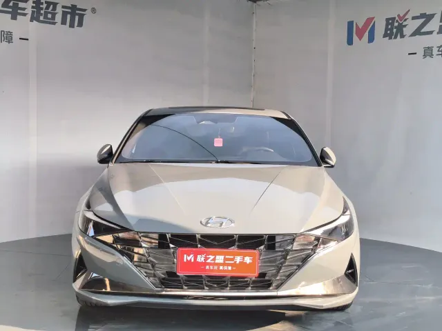 Hyundai Elantra — Фото автомобиля 2