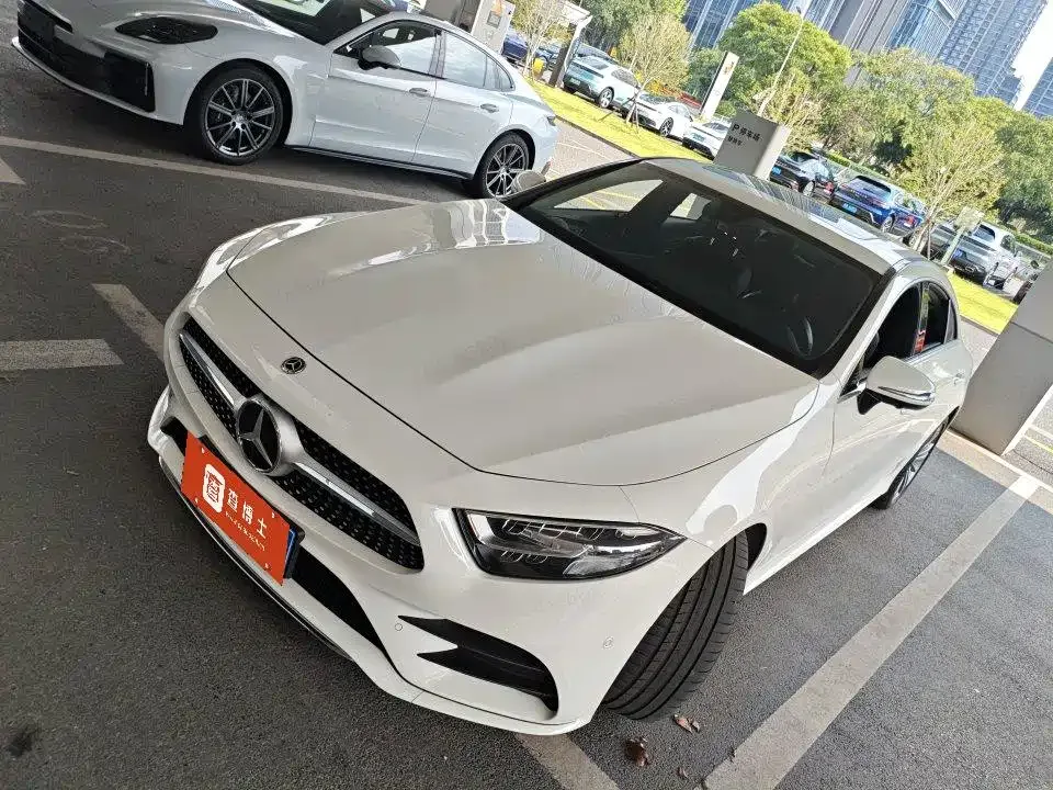 Фотография автомобиля — Mercedes-Benz CLS-Class