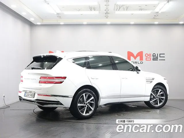 Genesis GV80 — Фото автомобиля 3