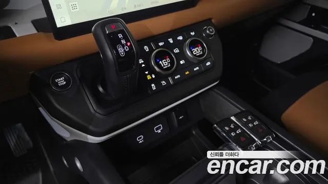 Land Rover Defender L663 — Фото автомобиля 12