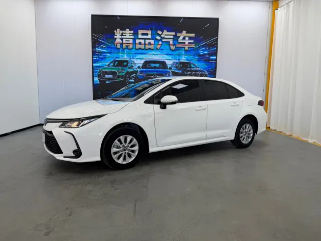 Фотография автомобиля — Toyota Corolla