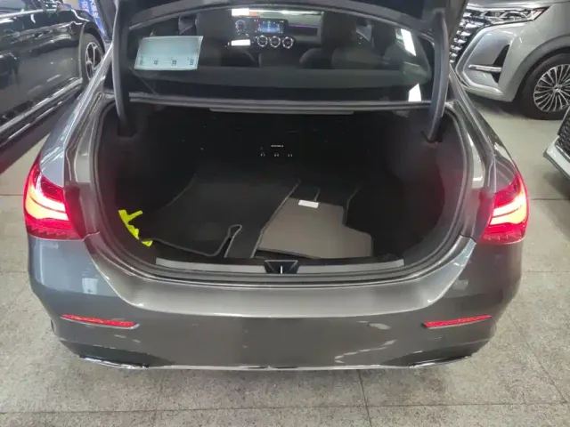 Mercedes-Benz A-Class — Фото автомобиля 14