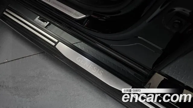 Genesis GV80 — Фото автомобиля 29