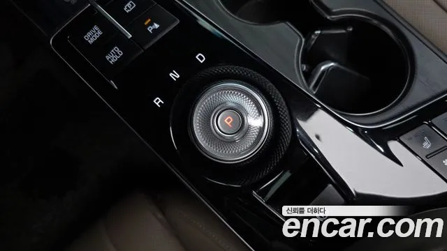 Kia K8 — Фото автомобиля 12