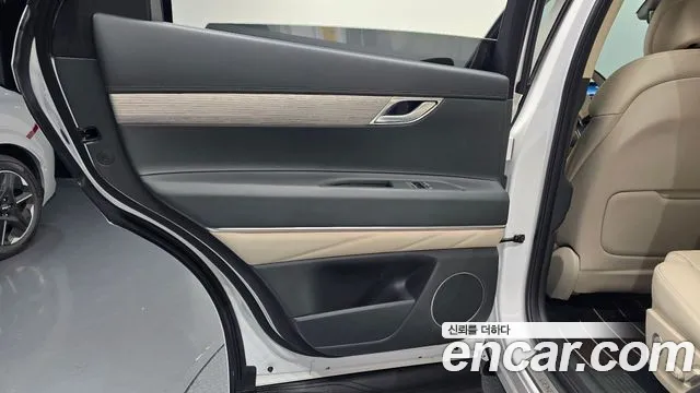 Genesis GV80 — Фото автомобиля 14