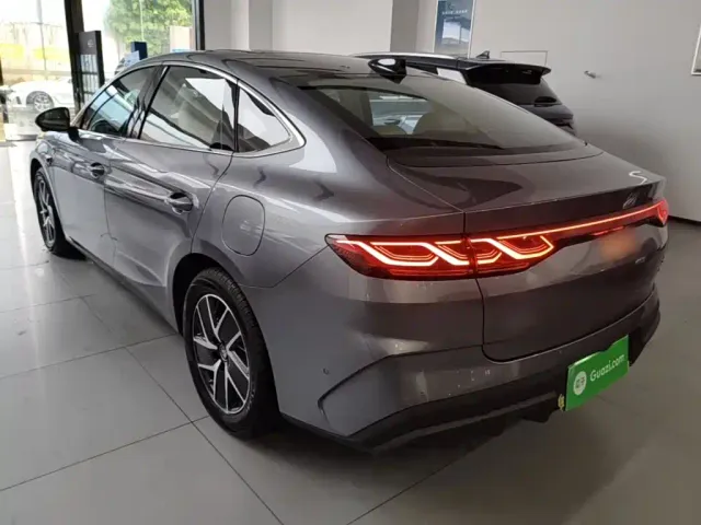 BYD Qin L — Фото автомобиля 4