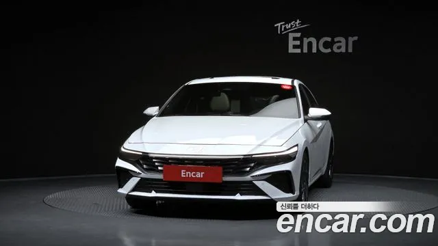 Hyundai Avante — Фото автомобиля 3