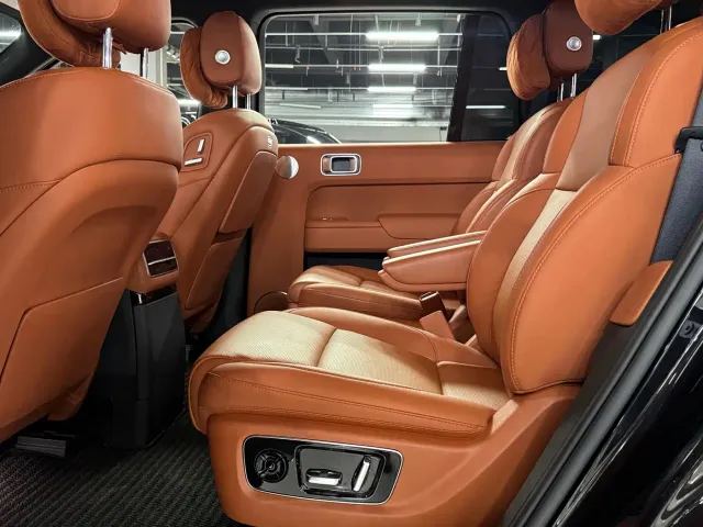 Li Auto L9 — Фото автомобиля 15