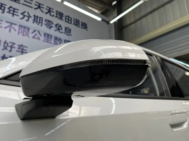 Wuling Starlight — Фото автомобиля 5