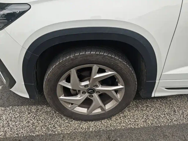 Jetta VS7 — Фото автомобиля 22