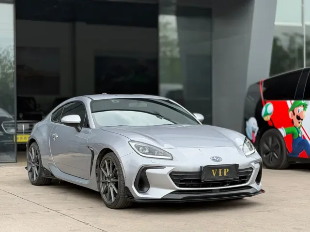 Subaru BRZ — Фото автомобиля 3