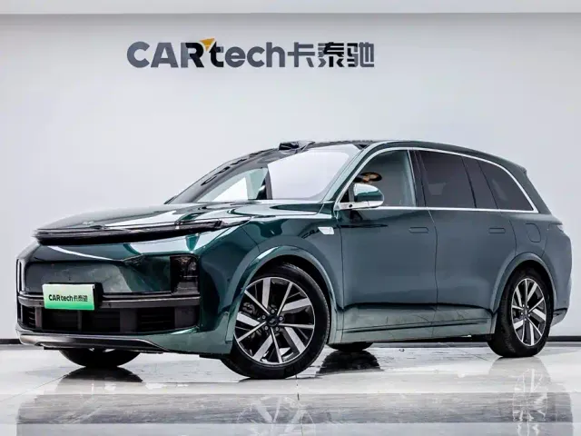 Li Auto L8 — Фото автомобиля 2