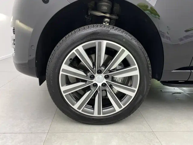 Land Rover Range Rover — Фото автомобиля 8