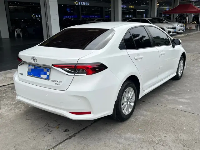 Toyota Corolla — Фото автомобиля 8