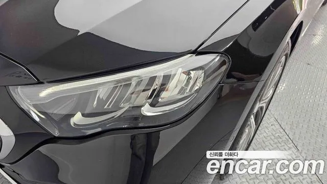 Mercedes-Benz E-Class W214 — Фото автомобиля 16
